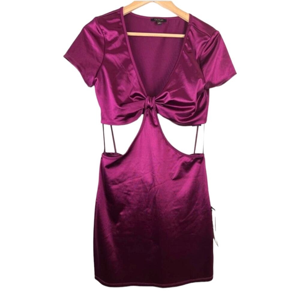 City Studio NWT Satin Purple Plunge Neck Side Cut Out Bodycon Mini Dress Large